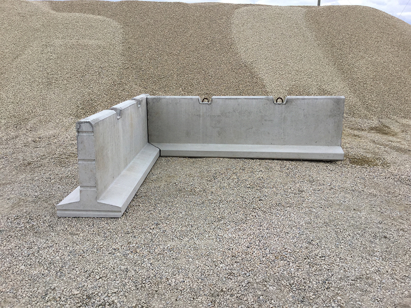 Corner Containment Barricade